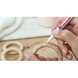 Marqueur Acrylique Moyen 2-3 mm 5100 Rouge 902 - Edding