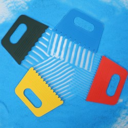 Jeu de 4 Spatule Dentée En Plastique