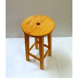 Tabouret en bois rouge naturel huilé